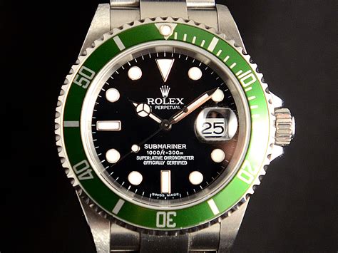 prezzo rolex ghiera verde|rolex submariner verde.